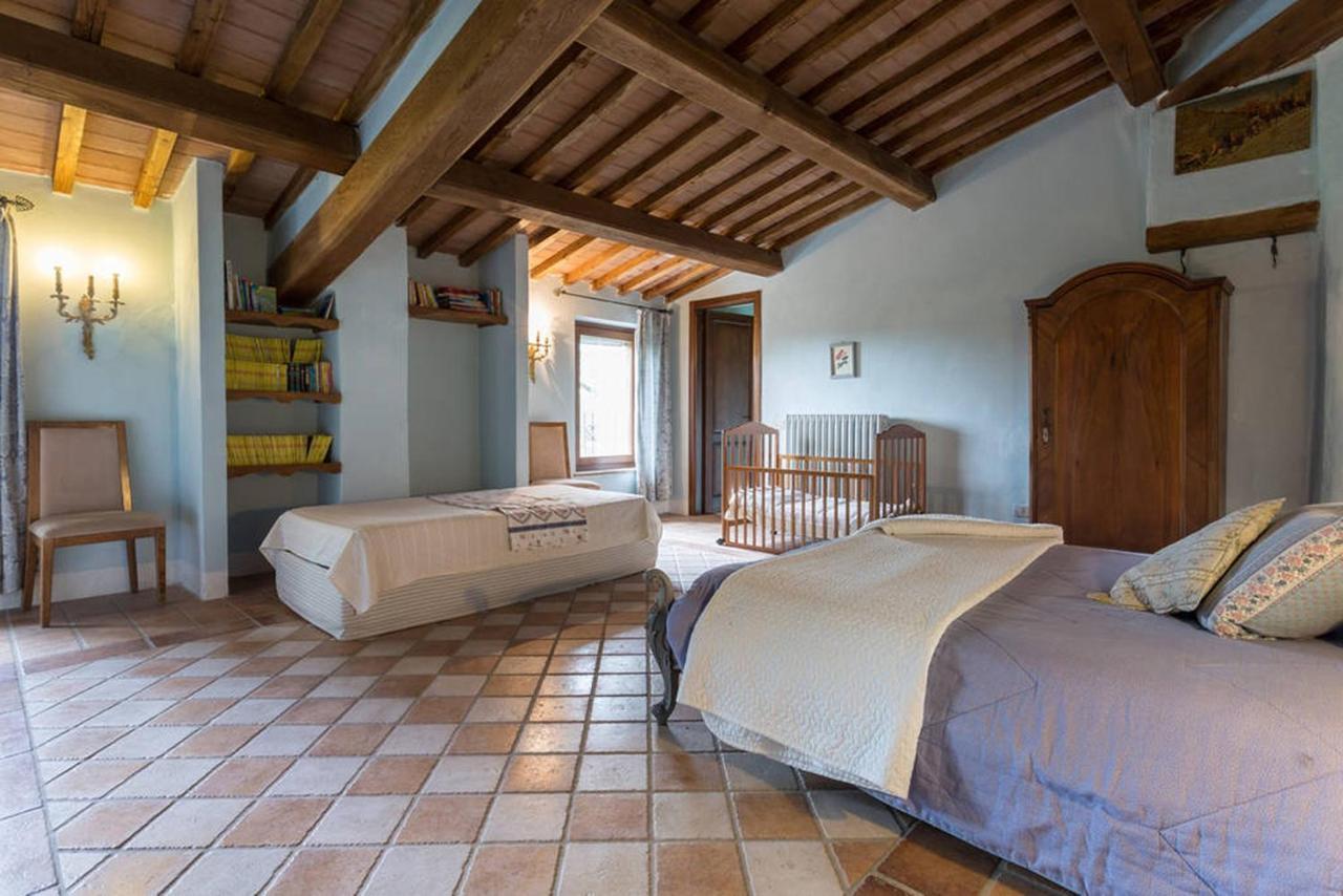 Agriturismo Il Poggio Degli Scoiattoli Perugia Exterior foto